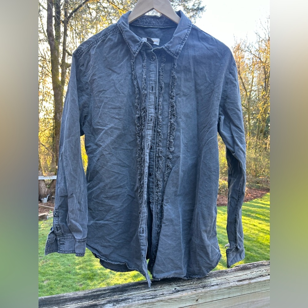 Anthropologie tuxedo style button up